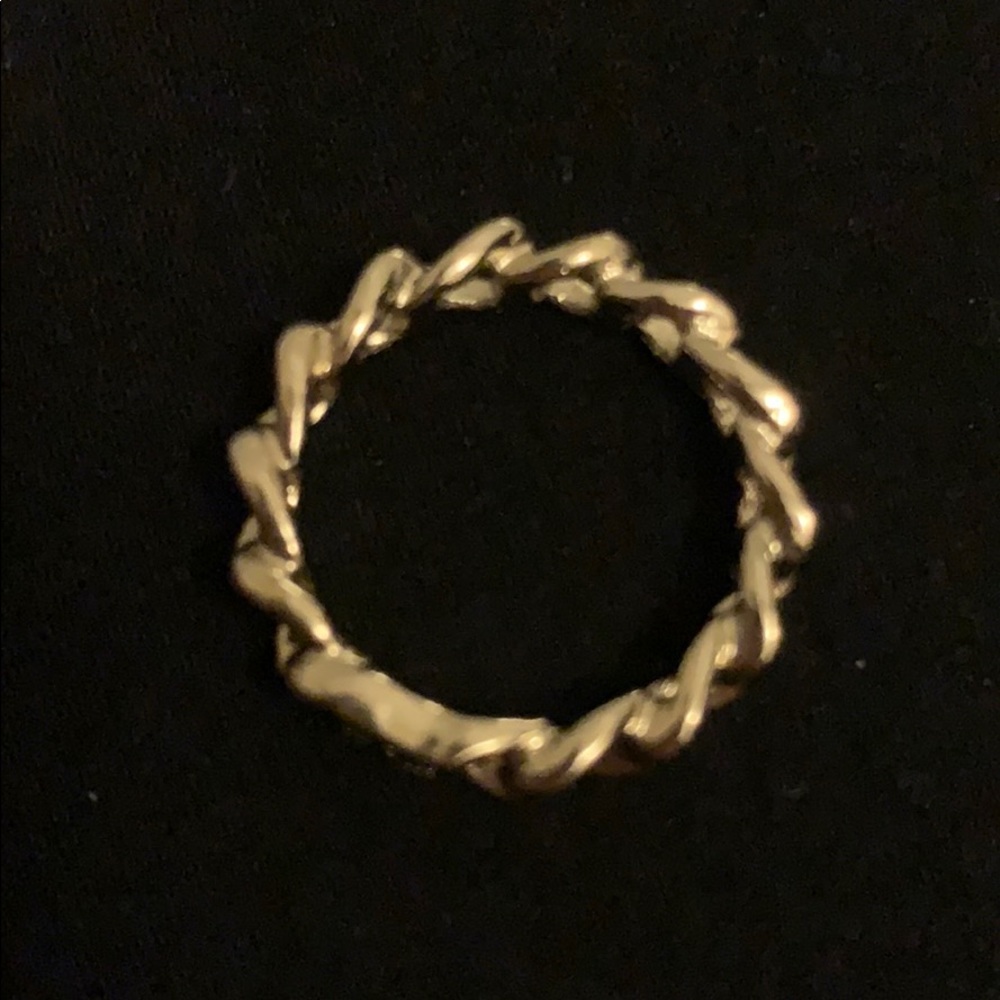GUESS Ring, Size 7 - Picture 3 of 3